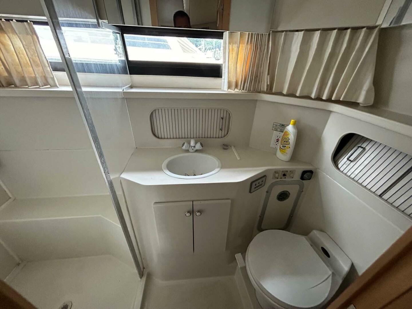 Slide: The Image of Carver 370 Aft Cabin 1995 - 4543541