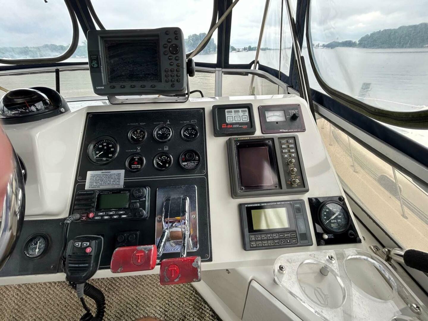 Slide: The Image of Carver 370 Aft Cabin 1995 - 4543545