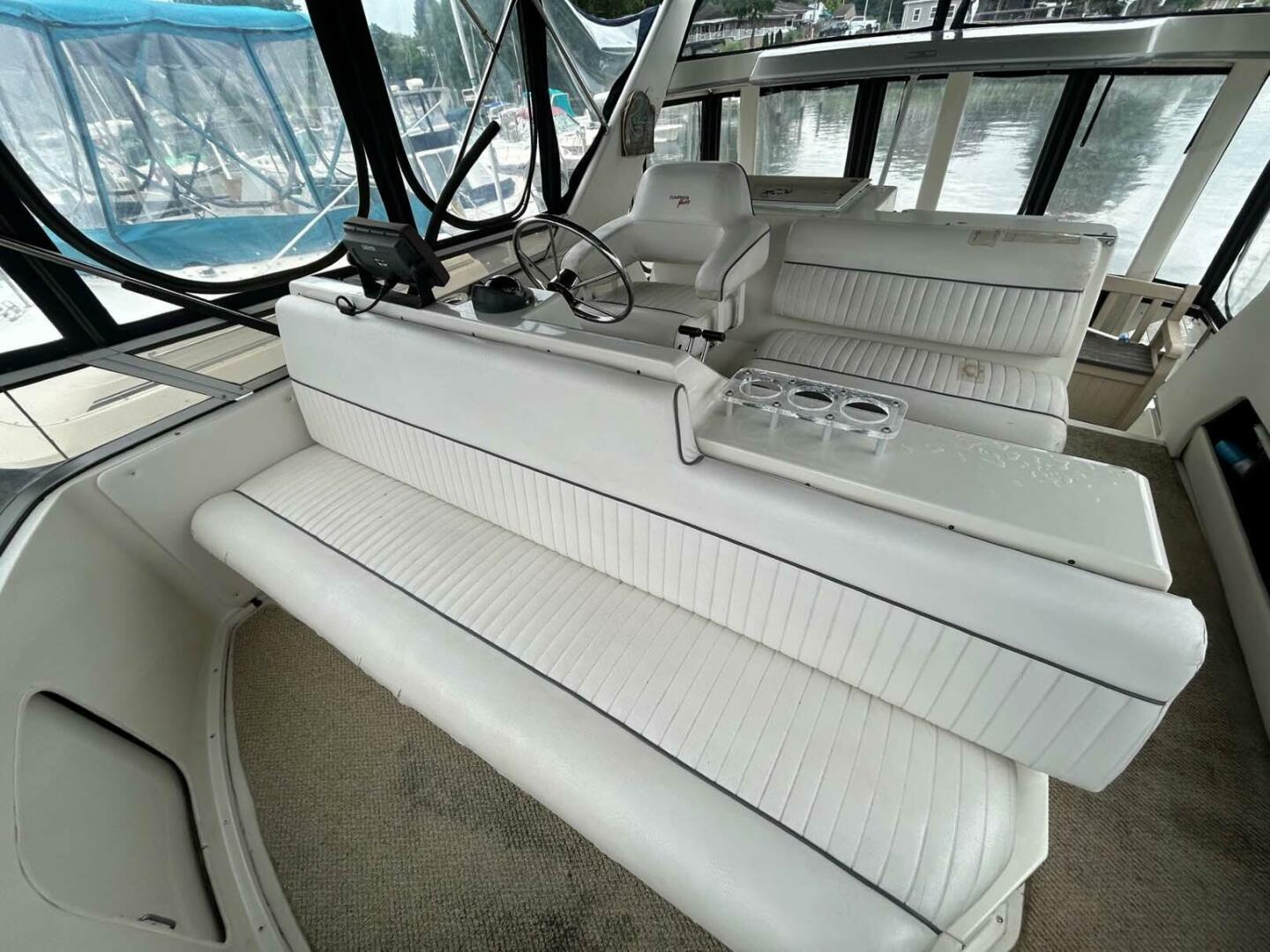 Slide: The Image of Carver 370 Aft Cabin 1995 - 4543547