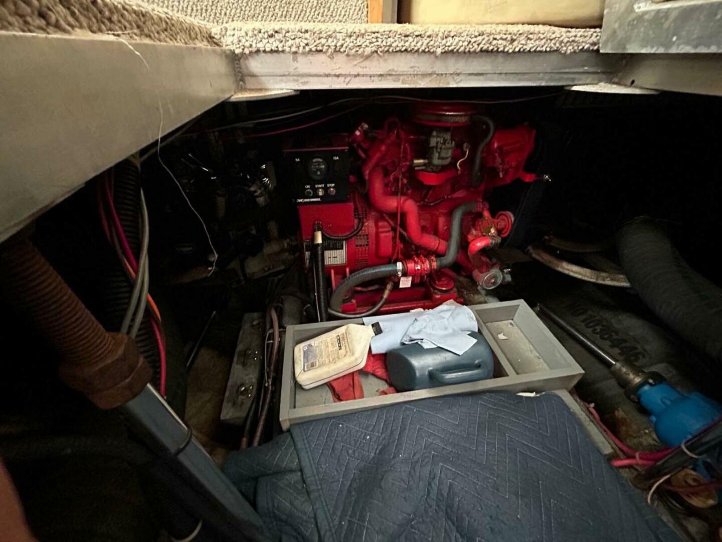 Slide: The Image of Carver 370 Aft Cabin 1995 - 4543554
