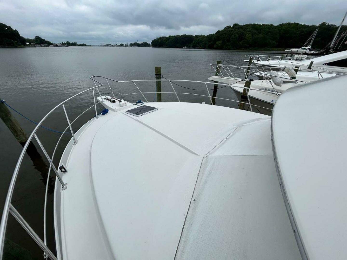 Slide: The Image of Carver 370 Aft Cabin 1995 - 4543557