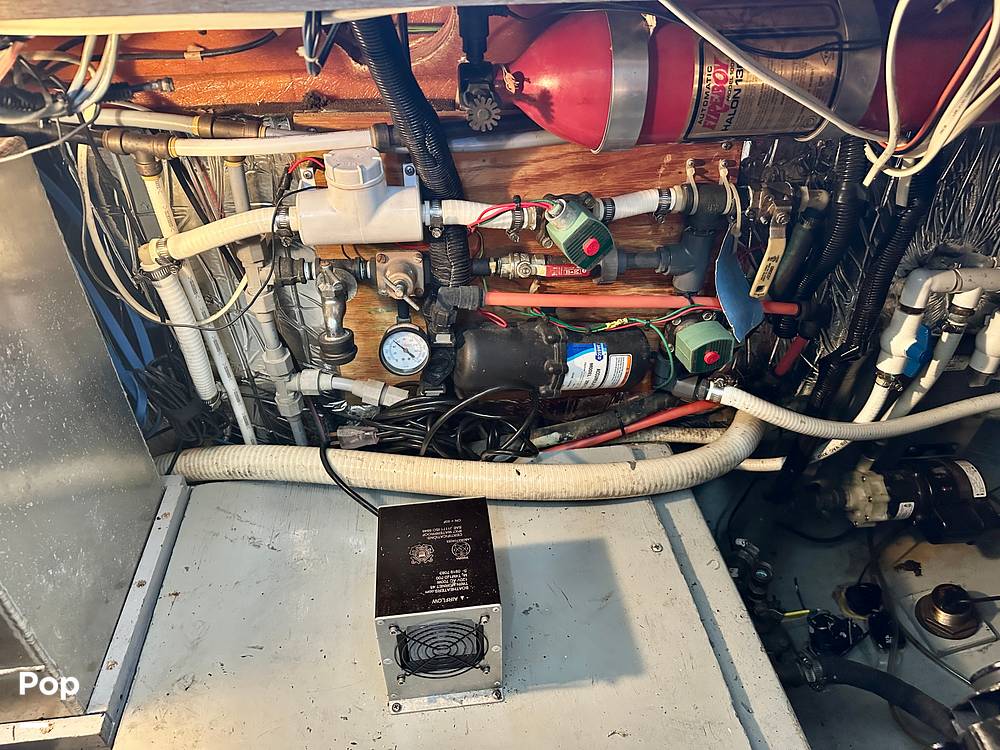 Slide: The Image of Engine Room - 15369482