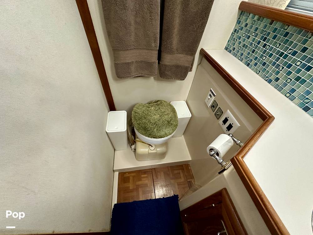 Slide: The Image of Toilet - 15369420