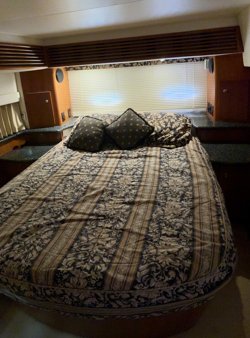 Slide: The Image of Carver 39 2000 - 5557603