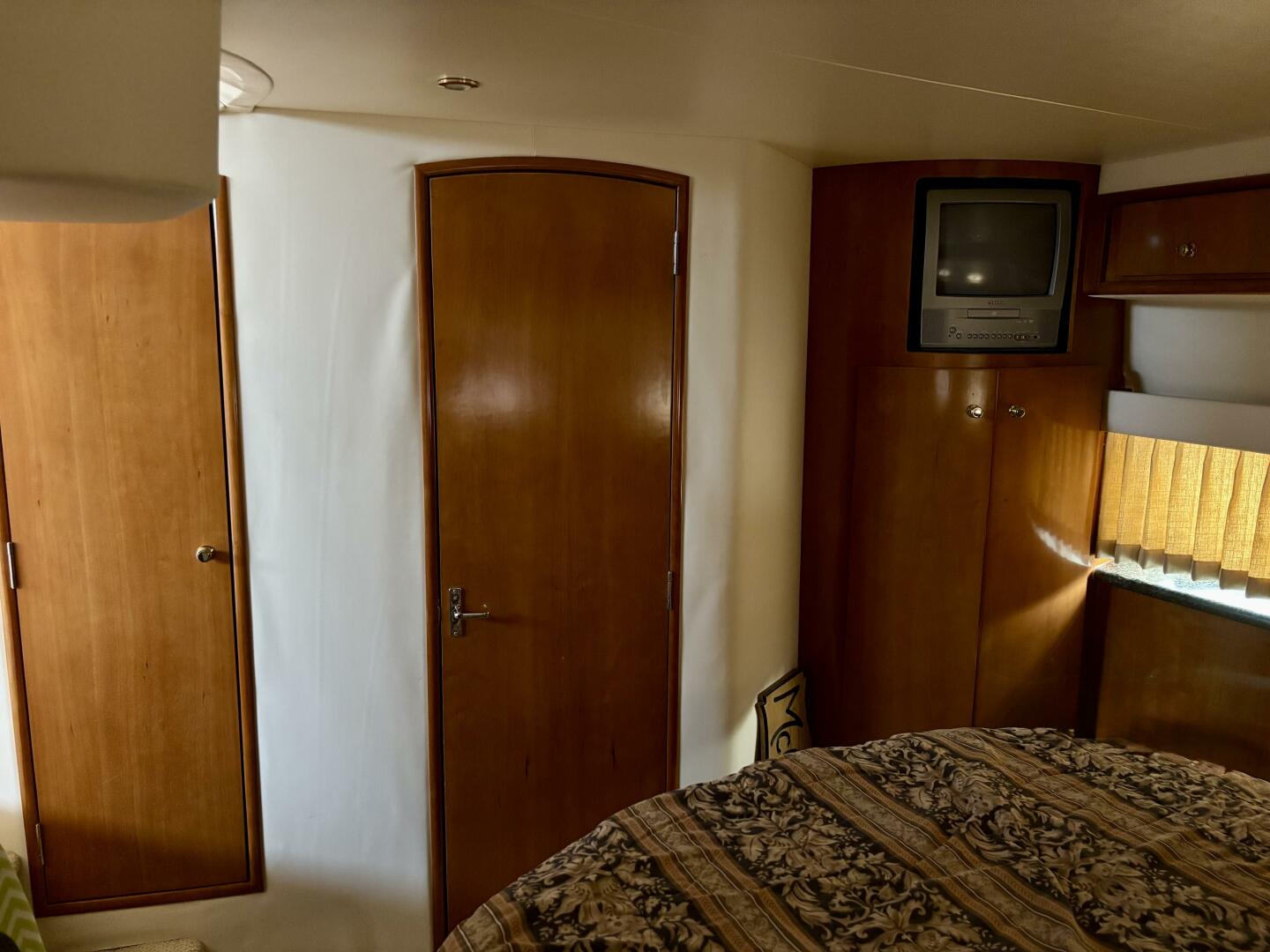 Slide: The Image of Carver 39 2000 - 5557610