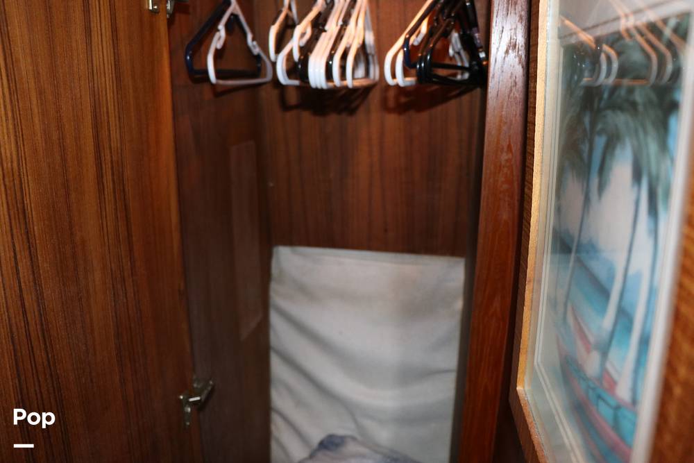 Slide: The Image of Carver 390 Aft Cabin 1994 - 14217188