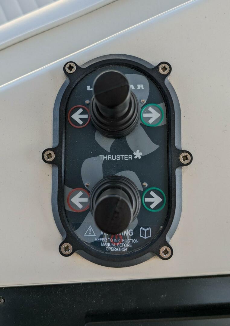 Slide: The Image of Carver 390 Aft Cabin Motoryacht 1993 - 4780859