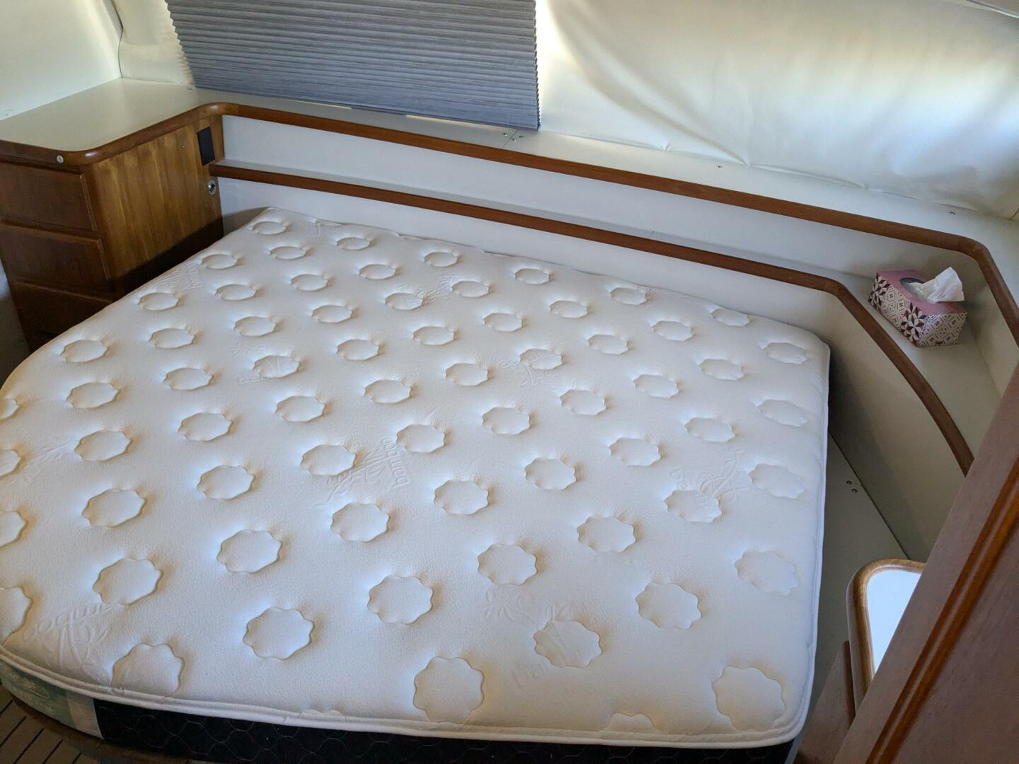 Slide: The Image of Carver 390 Aft Cabin Motoryacht 1993 - 4780895