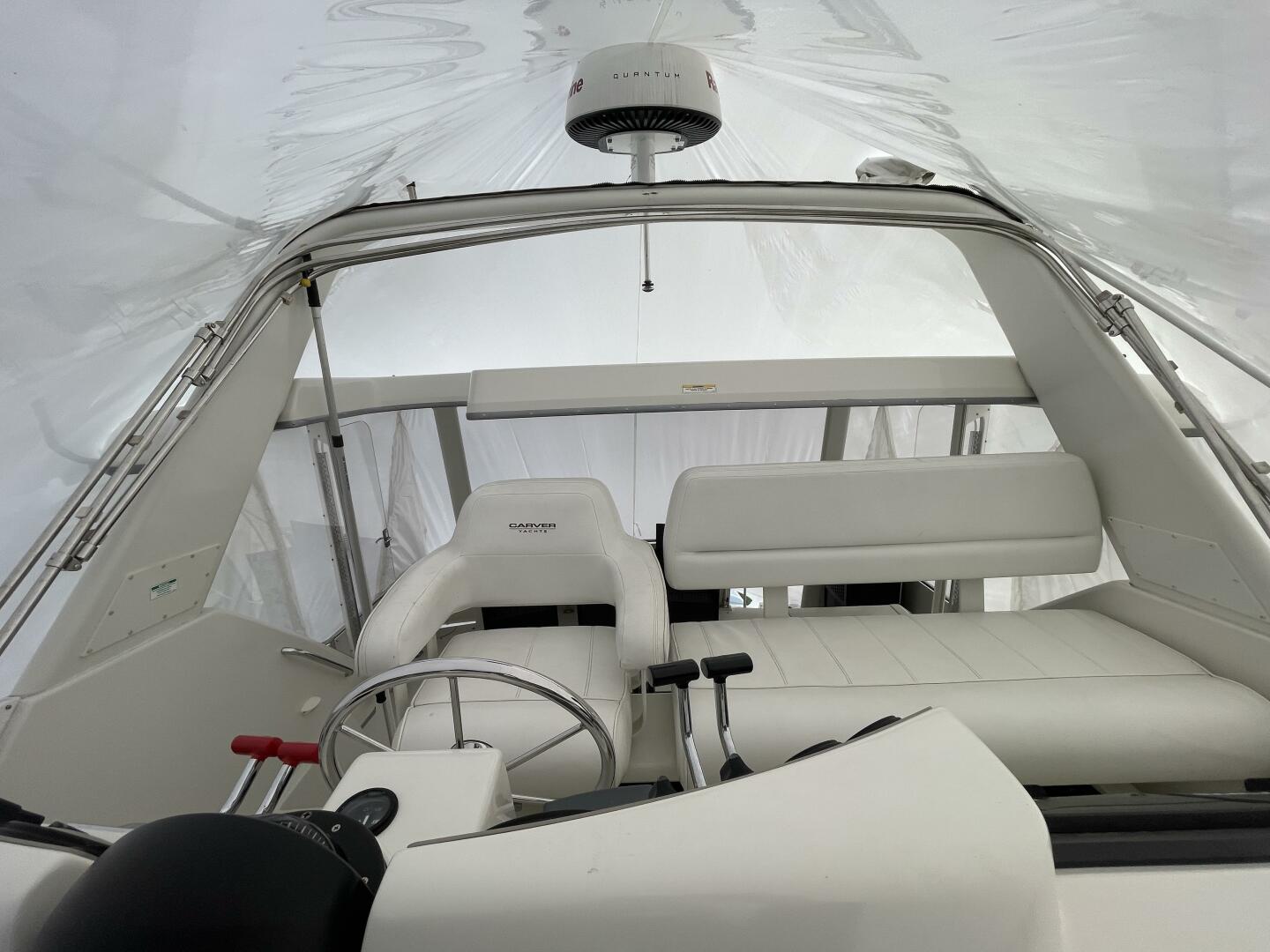 Slide: The Image of Carver 400 Cockpit Motor Yacht 1998 - 4901262