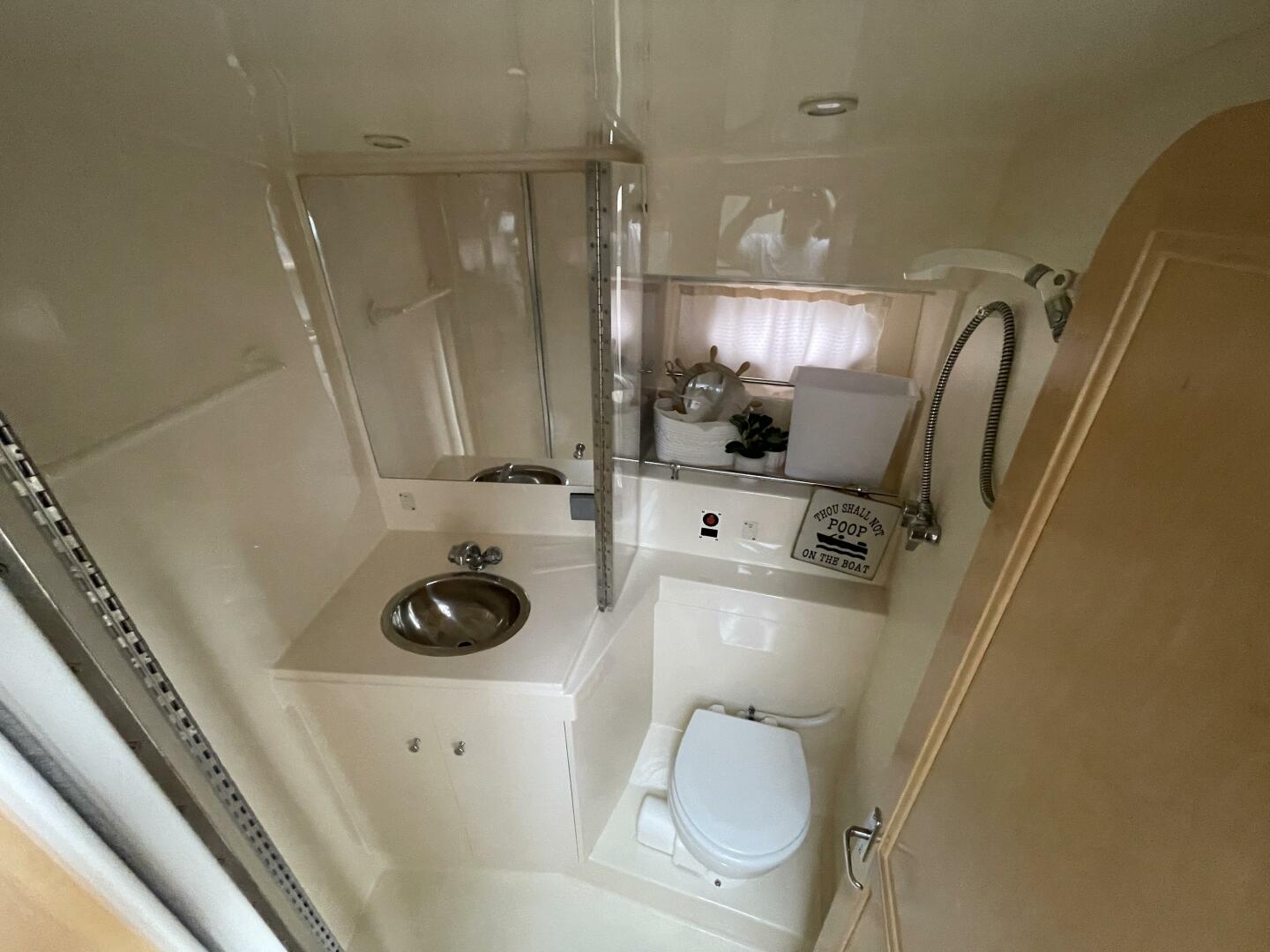 Slide: The Image of Carver 400 Cockpit Motor Yacht 1998 - 4901337