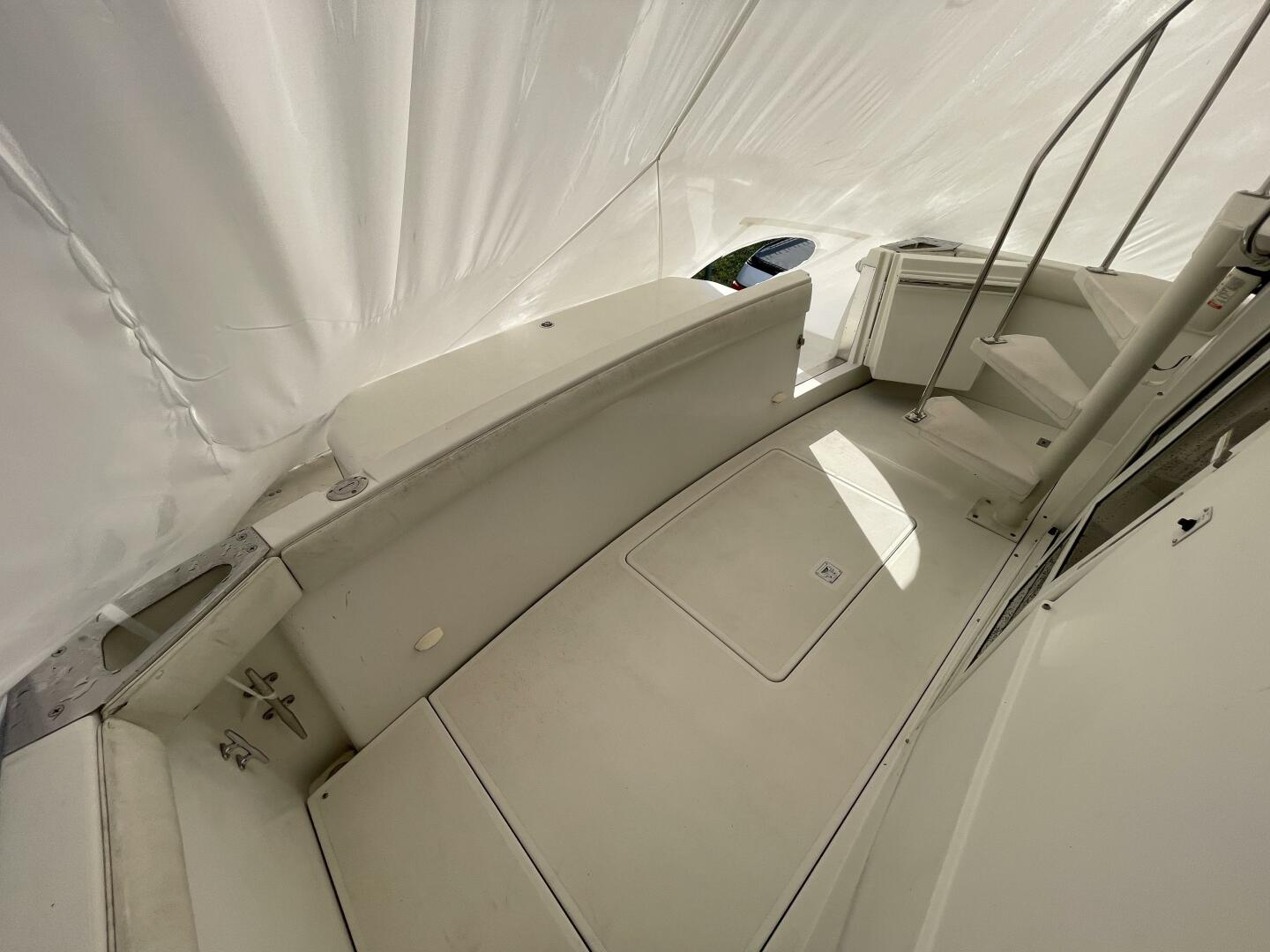 Slide: The Image of Carver 400 Cockpit Motor Yacht 1998 - 4901274