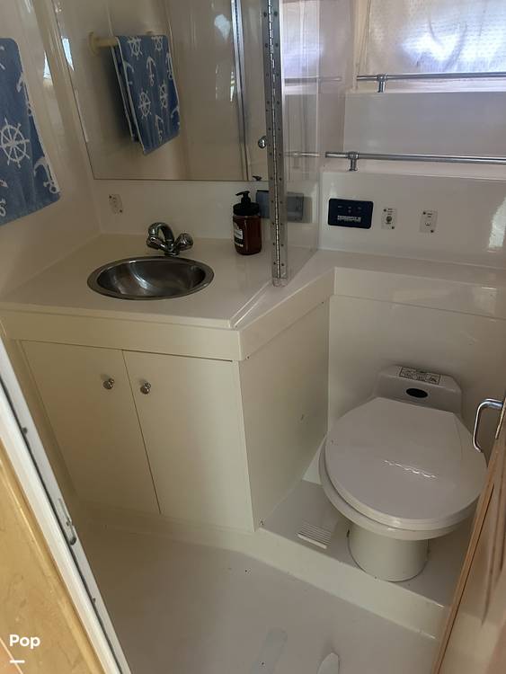 Slide: The Image of Carver 405 Aft Cabin 1998 - 15671246