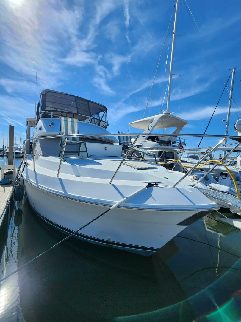 Slide: The Image of Carver 406 Aft Cabin Motor Yacht 2000 - 4996685