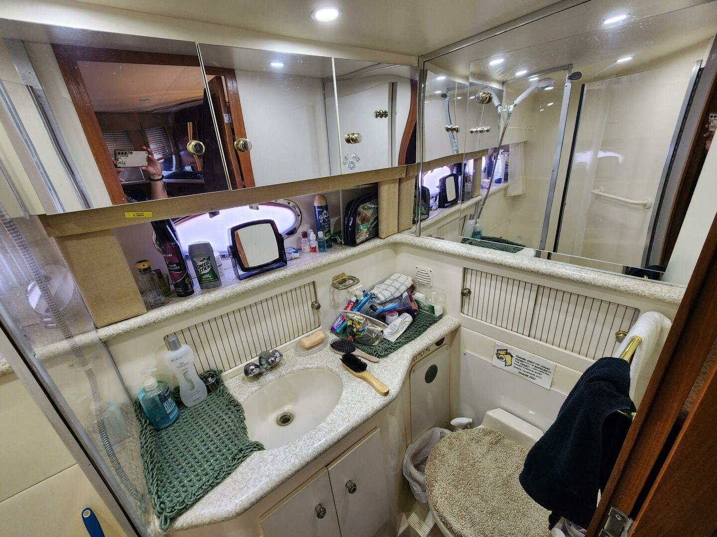 Slide: The Image of Carver 406 Aft Cabin Motor Yacht 2000 - 4996706