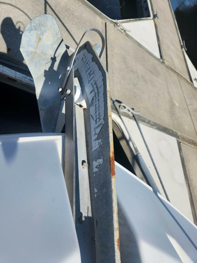 Slide: The Image of Carver 406 Aft Cabin Motor Yacht 2000 - 4996707