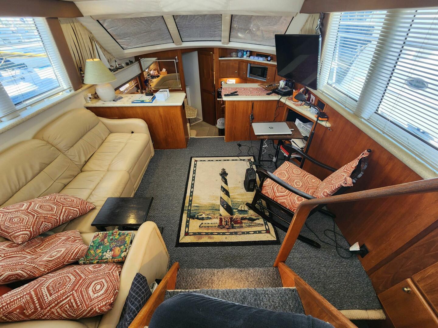 Slide: The Image of Carver 406 Aft Cabin Motor Yacht 2000 - 4996690