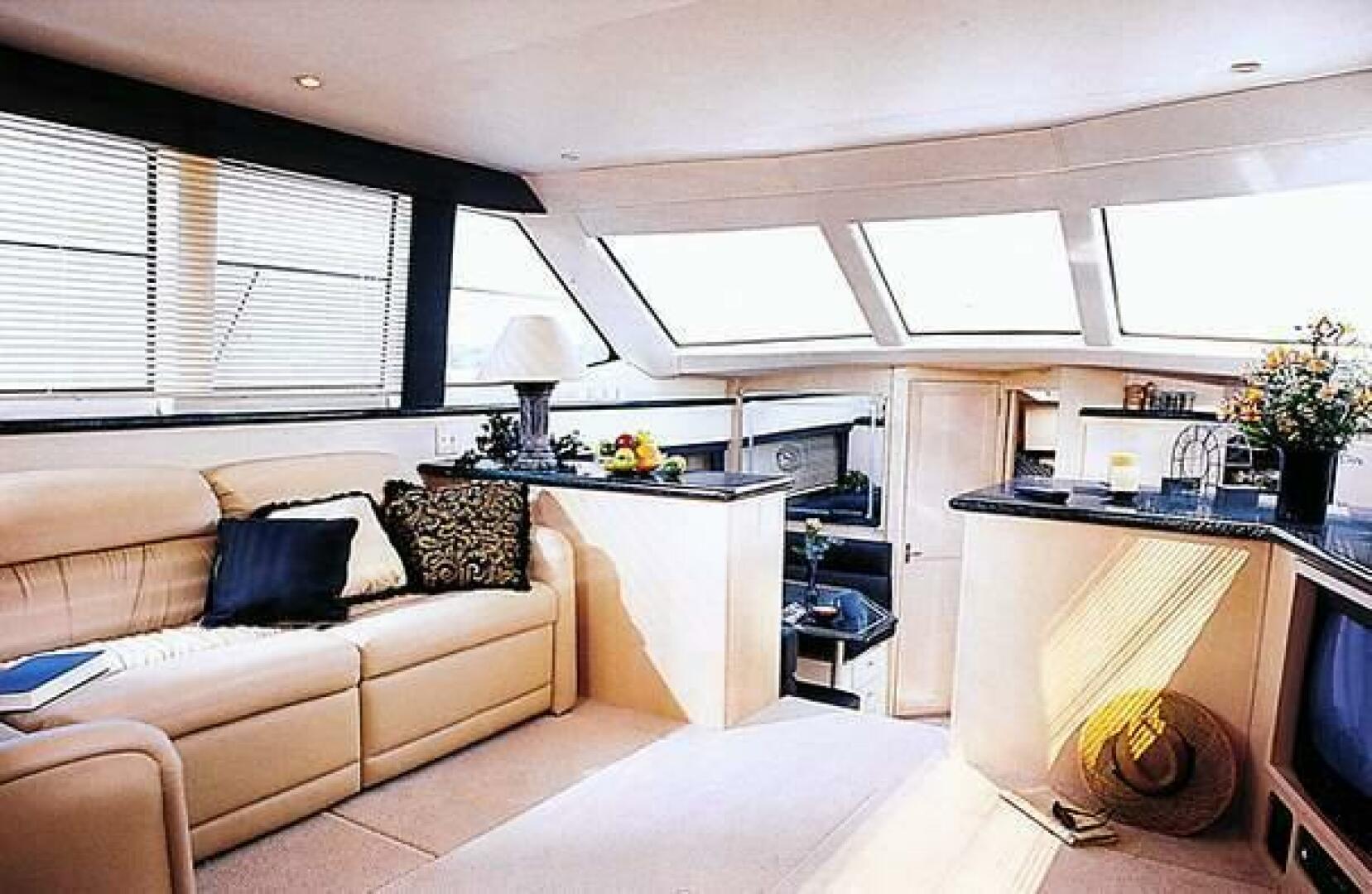 Slide: The Image of Carver 406 Aft Cabin Motor Yacht 2000 - 5022920