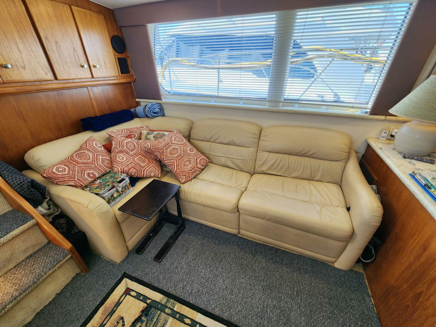 Slide: The Image of Carver 406 Aft Cabin Motor Yacht 2000 - 4996689
