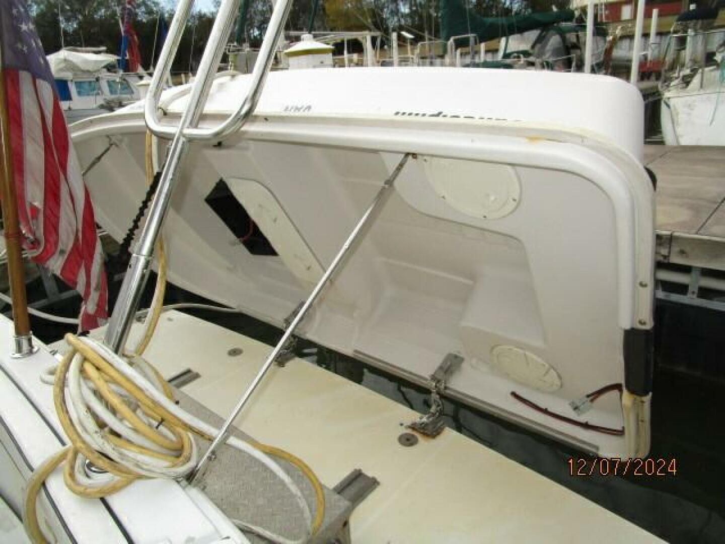 Slide: The Image of 40' Carver tender2 - 4876749