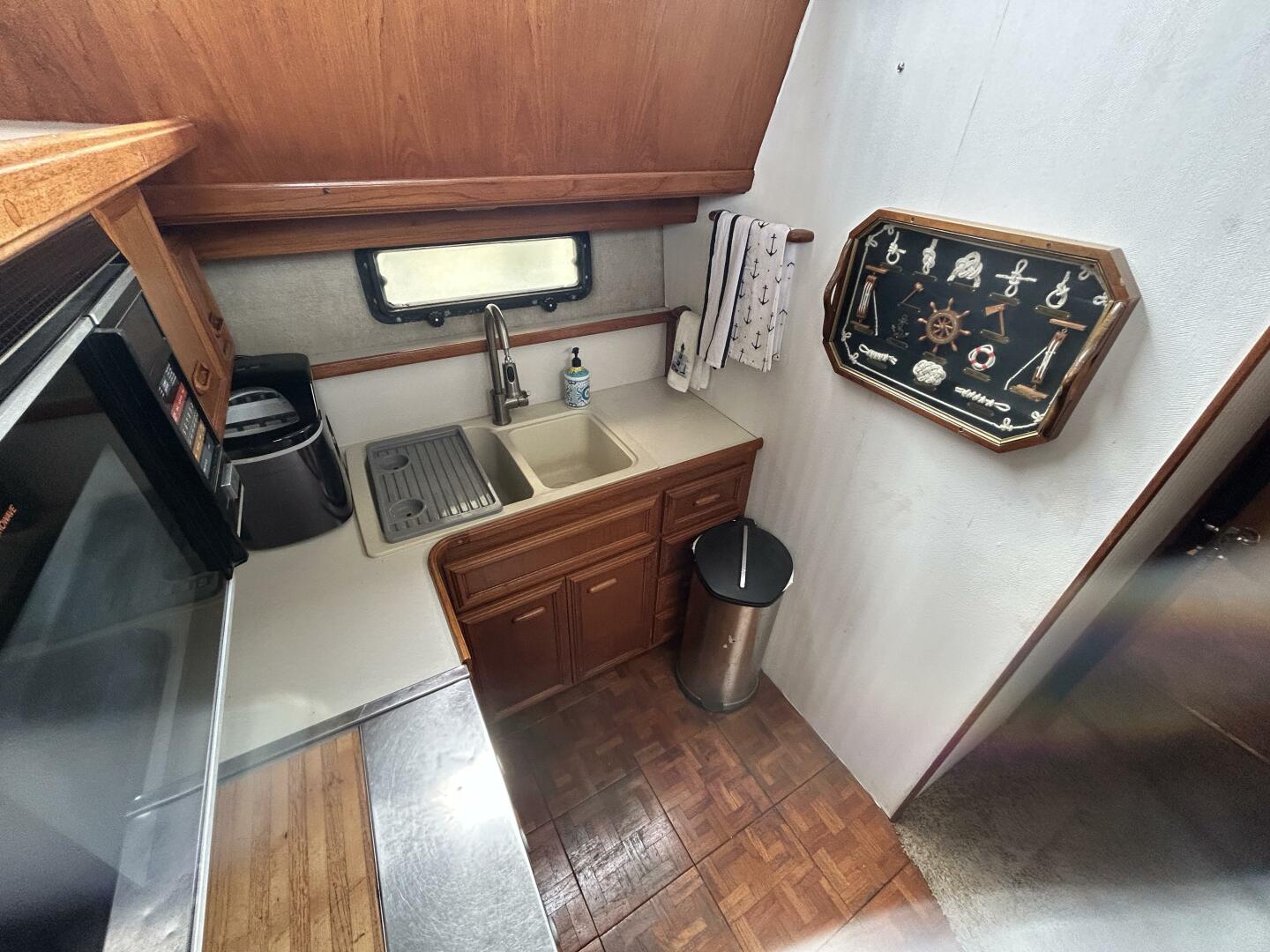 Slide: The Image of Galley  - 5061122