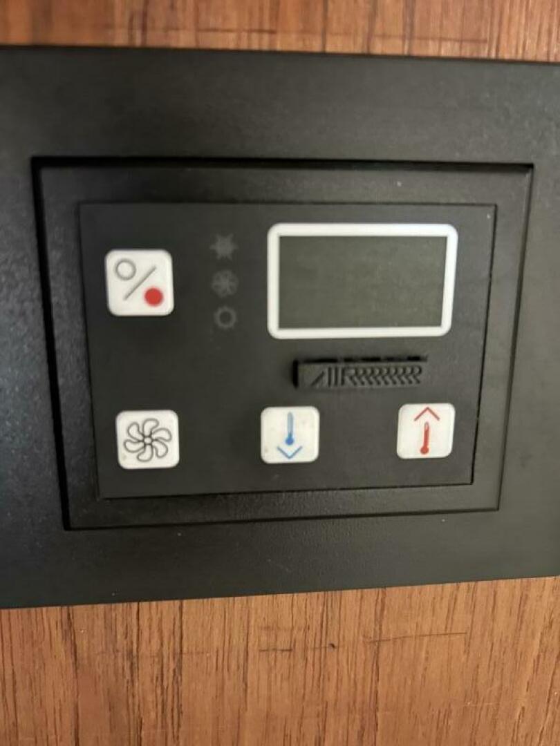 Slide: The Image of Primary Stateroom AC - 5061134