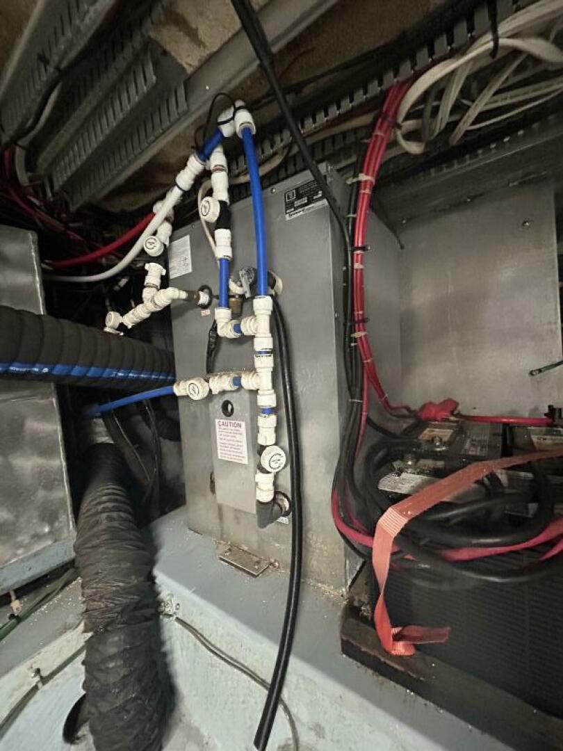 Slide: The Image of Hot Water Heater - 5061142