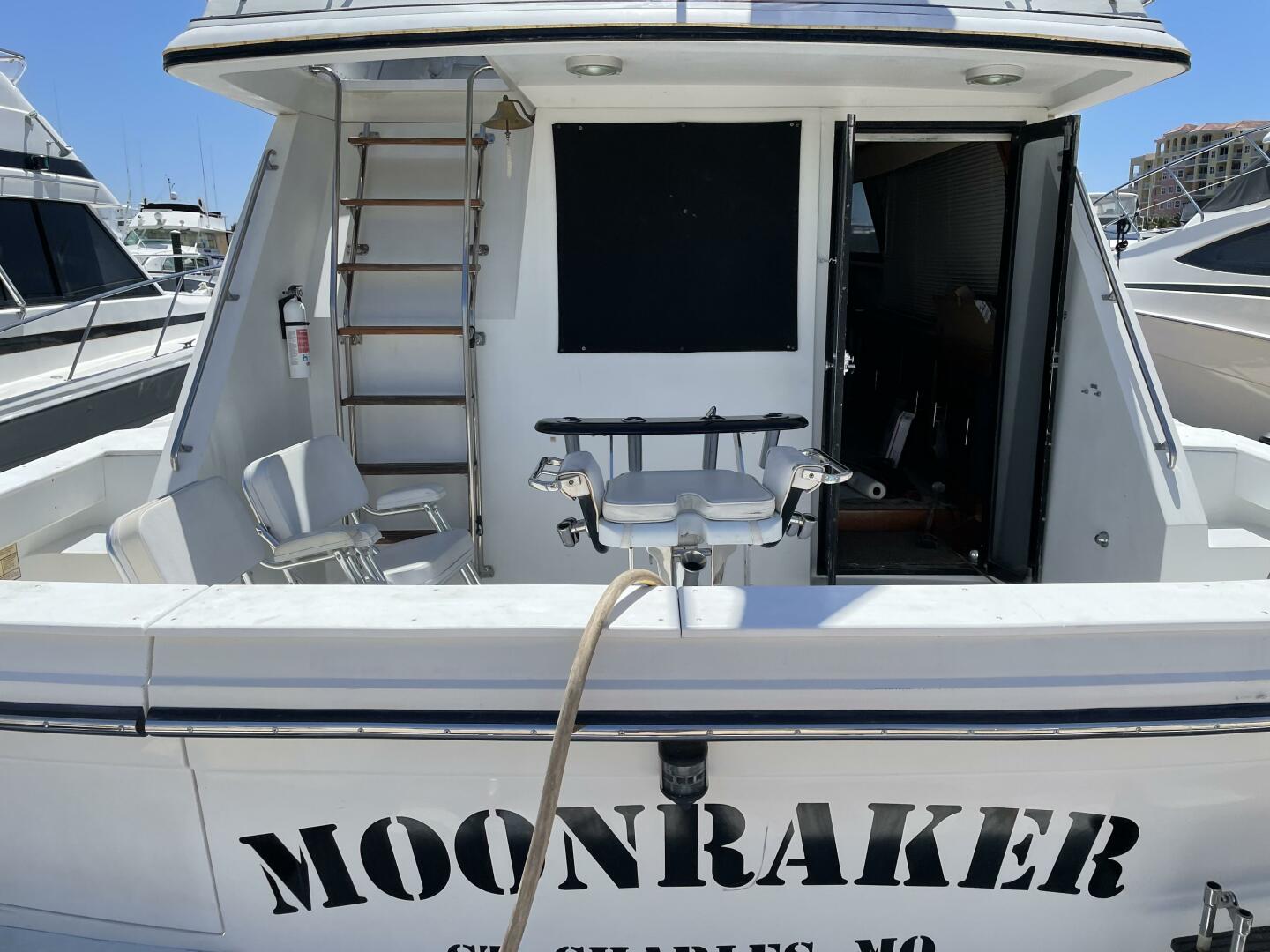 Slide: The Image of Cockpit w/ Murray Fighting Chair - 5065707