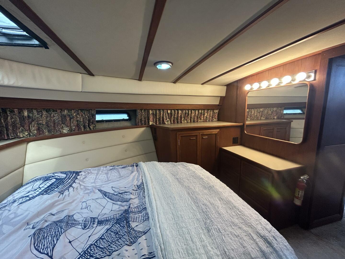 Slide: The Image of Primary Stateroom Starboard - 5061133
