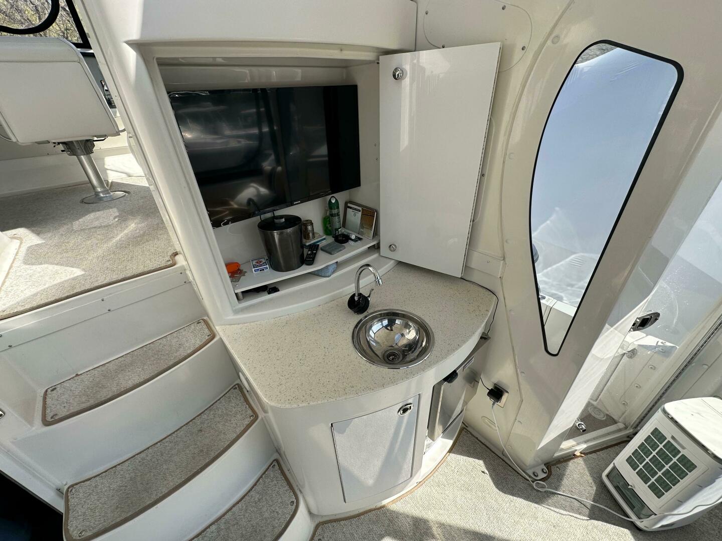 Slide: The Image of Carver 43 Motor Yacht 2007 - 5212118