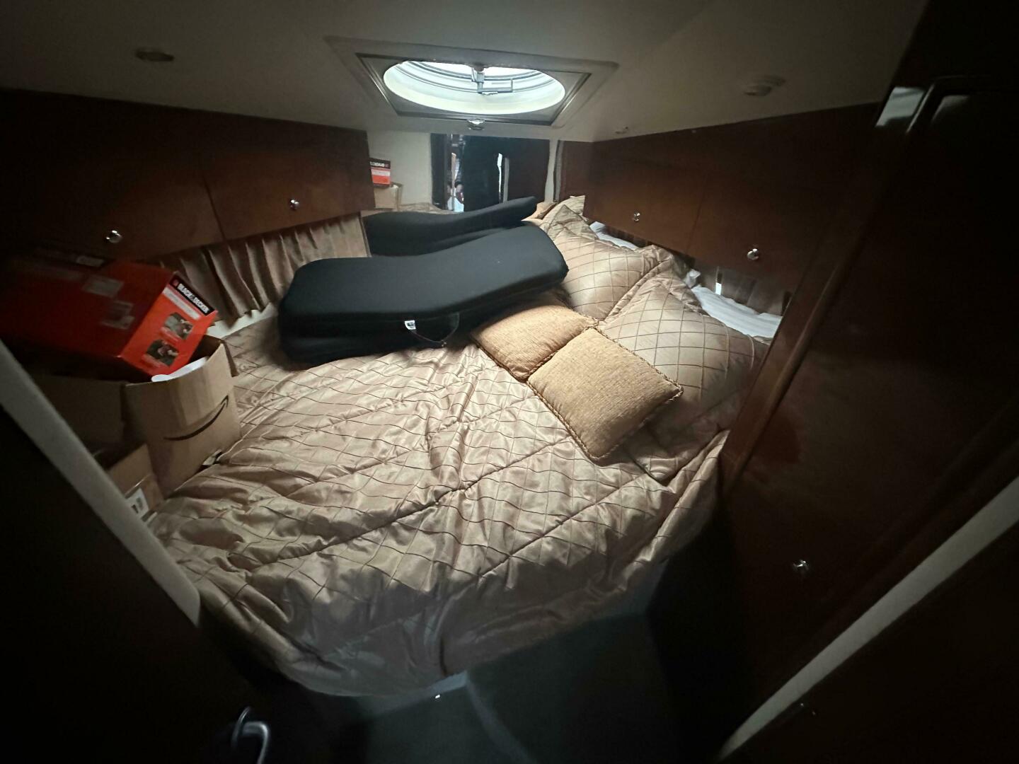 Slide: The Image of Carver 43 Motor Yacht 2007 - 5212126