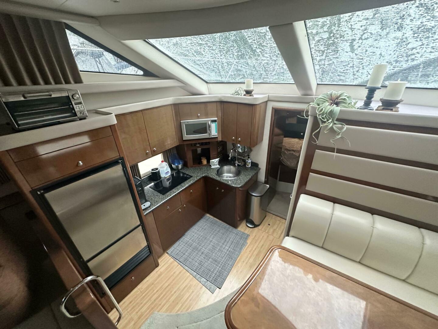 Slide: The Image of Carver 43 Motor Yacht 2007 - 5212128
