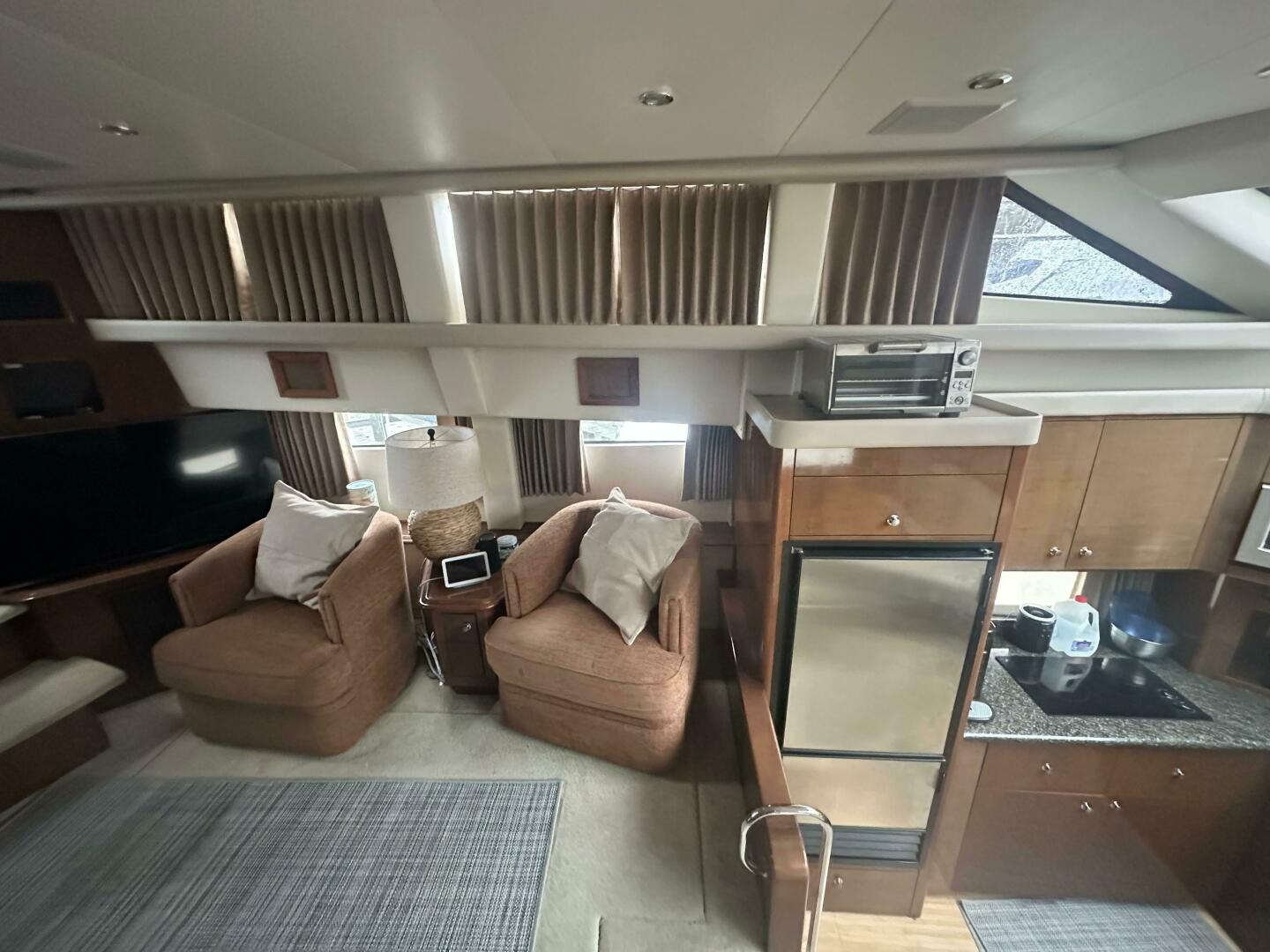 Slide: The Image of Carver 43 Motor Yacht 2007 - 5212129