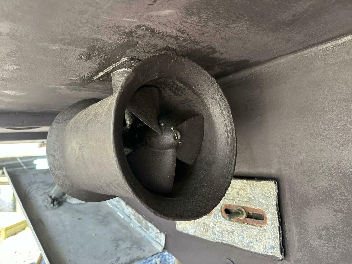 Slide: The Image of Carver 43 Motor Yacht 2007 - 5212103