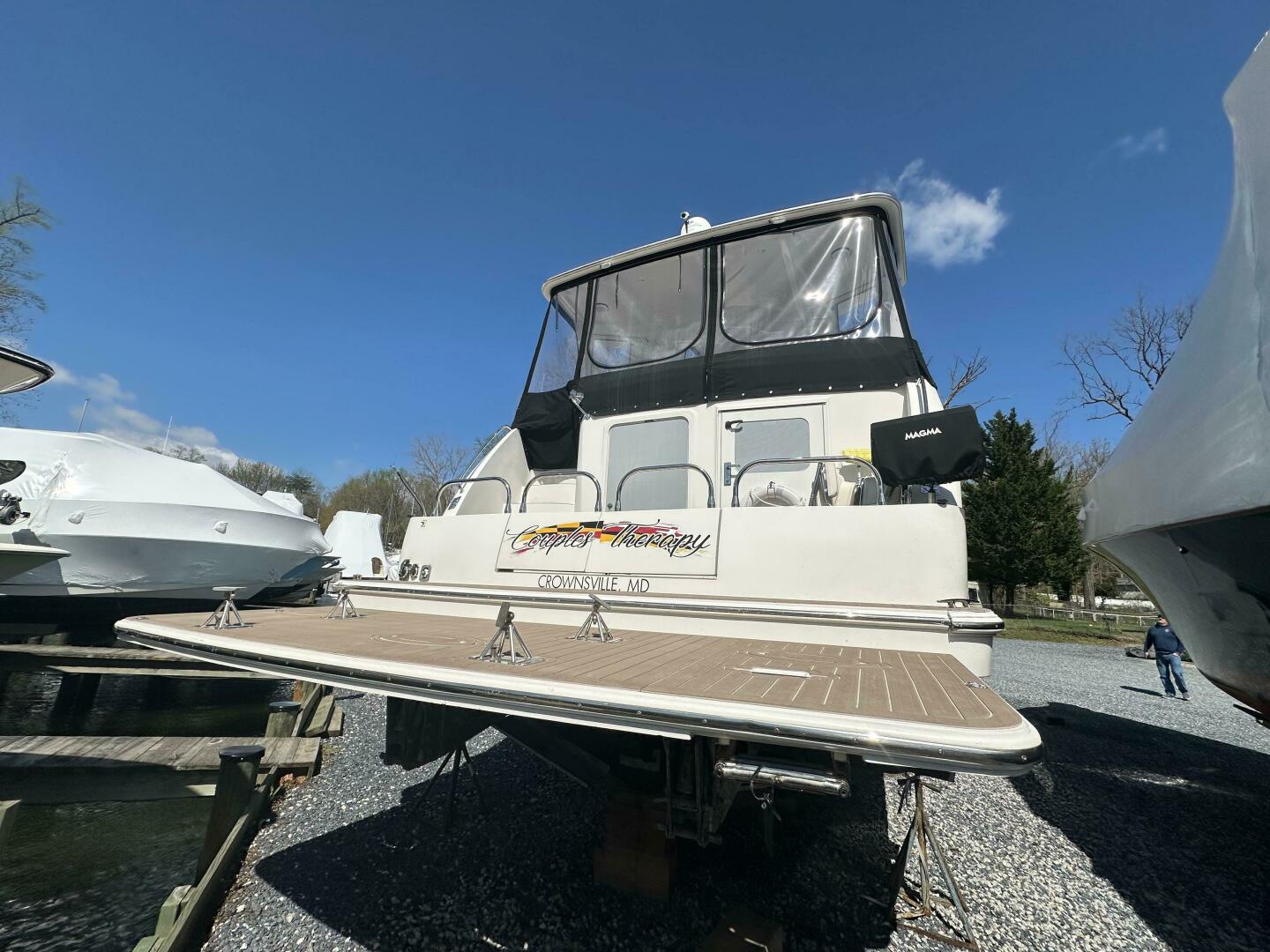 Slide: The Image of Carver 43 Motor Yacht 2007 - 5212114