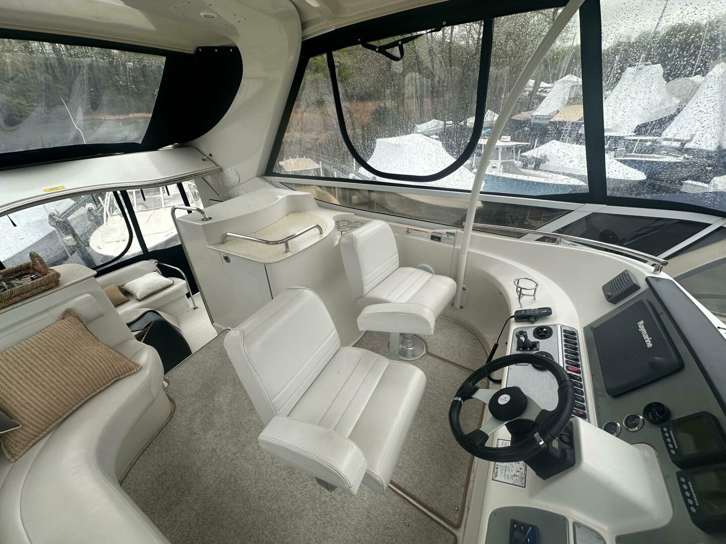 Slide: The Image of Carver 43 Motor Yacht 2007 - 5212107