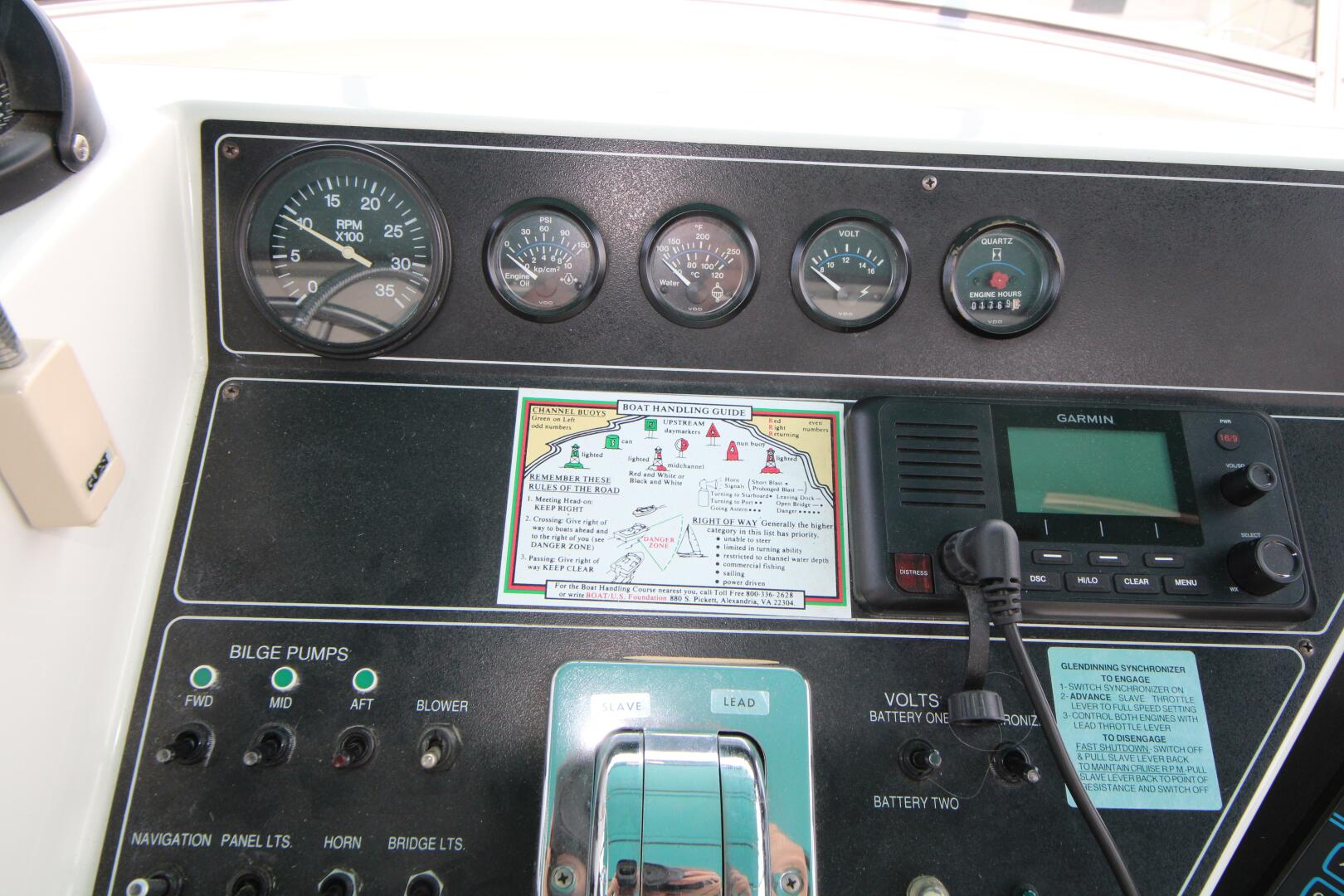 Slide: The Image of Carver 440 Aft Cabin Motoryacht 1994 - 5181702