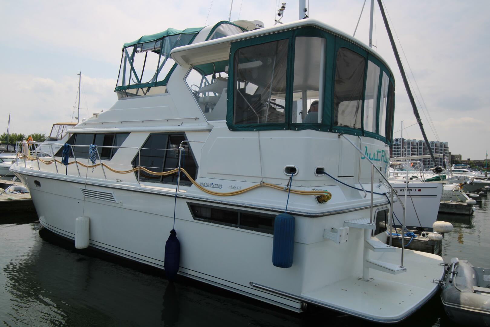 Slide: The Image of Carver 440 Aft Cabin Motoryacht 1994 - 5181694