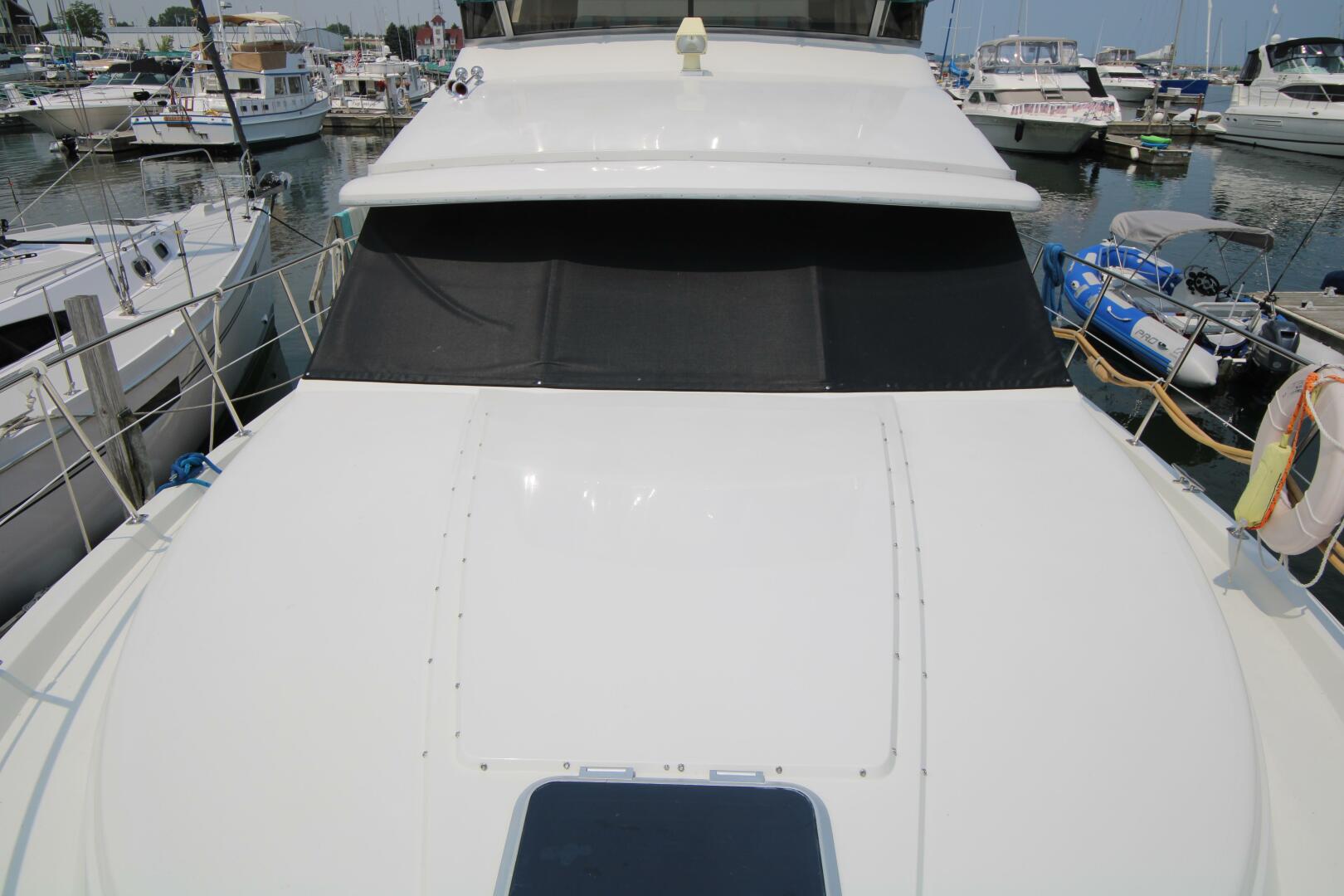Slide: The Image of Carver 440 Aft Cabin Motoryacht 1994 - 5181695