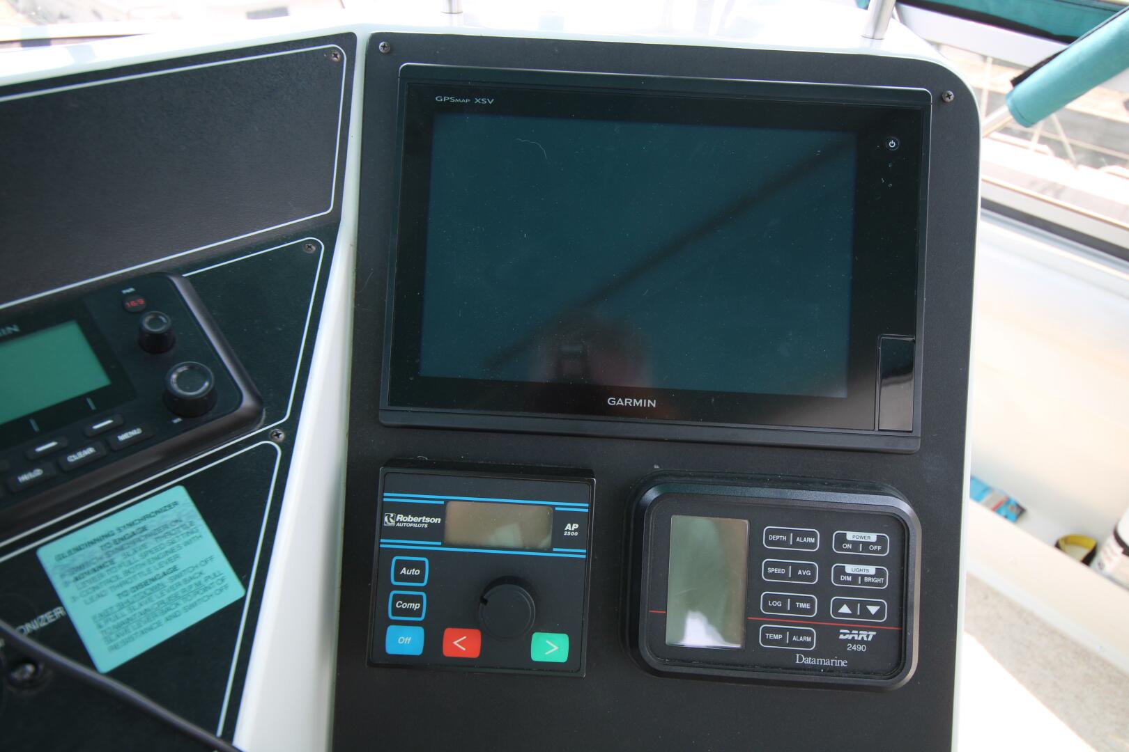 Slide: The Image of Carver 440 Aft Cabin Motoryacht 1994 - 5181703