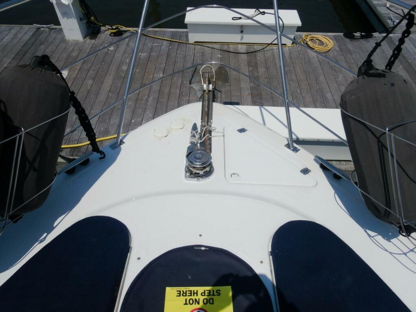 Slide: The Image of Carver 444 Cockpit Motor Yacht 2001 - 4460268