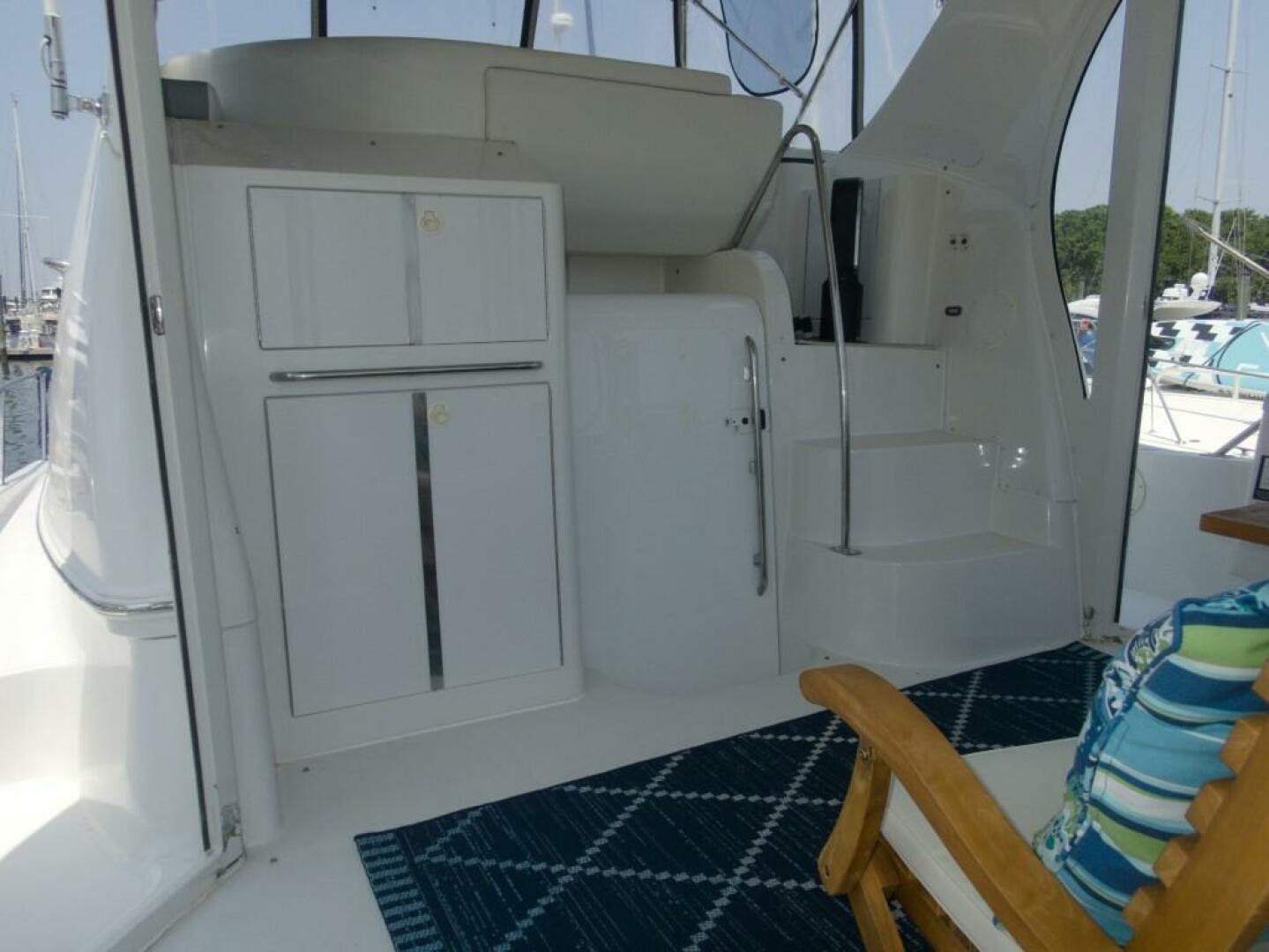 Slide: The Image of Carver 444 Cockpit Motor Yacht 2001 - 4460291