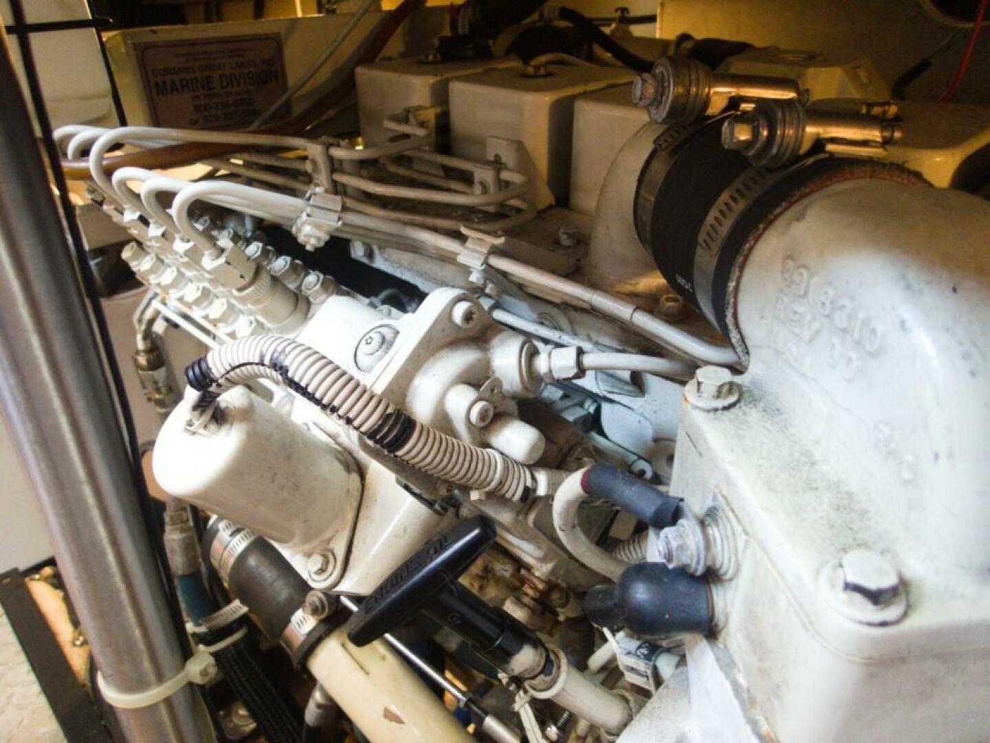 Slide: The Image of Carver 444 Cockpit Motor Yacht 2001 - 4460318