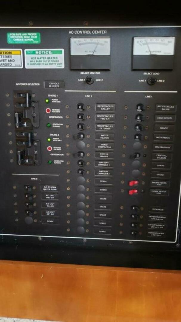 Slide: The Image of Carver 444 Cockpit Motor Yacht 2001 - 4460324