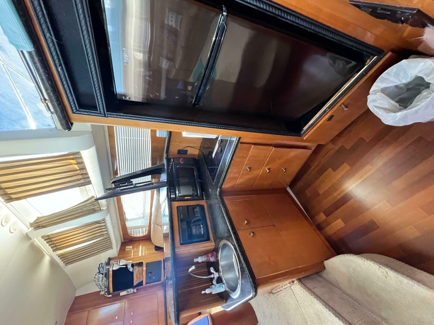 Slide: The Image of Carver 444 Cockpit Motor Yacht 2002 - 5228215