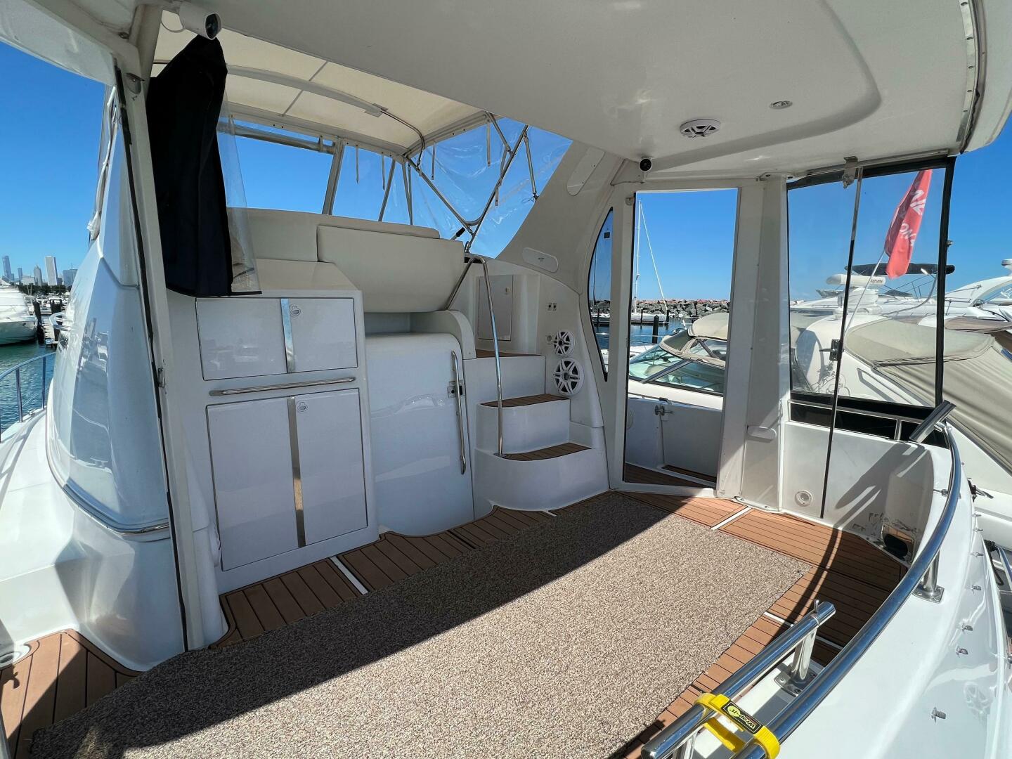 Slide: The Image of Carver 444 Cockpit Motor Yacht 2002 - 5228200