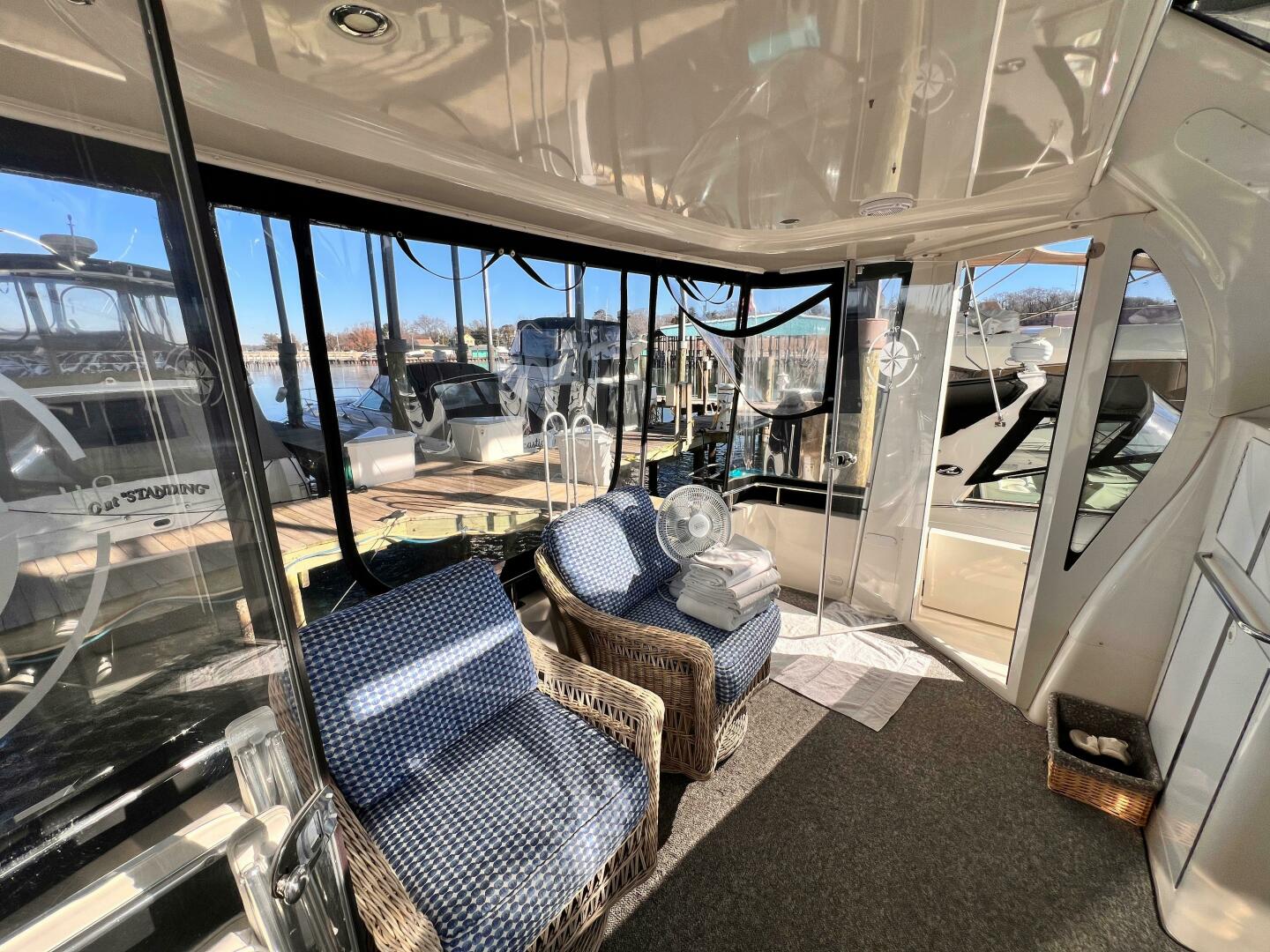 Slide: The Image of Carver 444 Cockpit Motor Yacht 2005 - 4978445