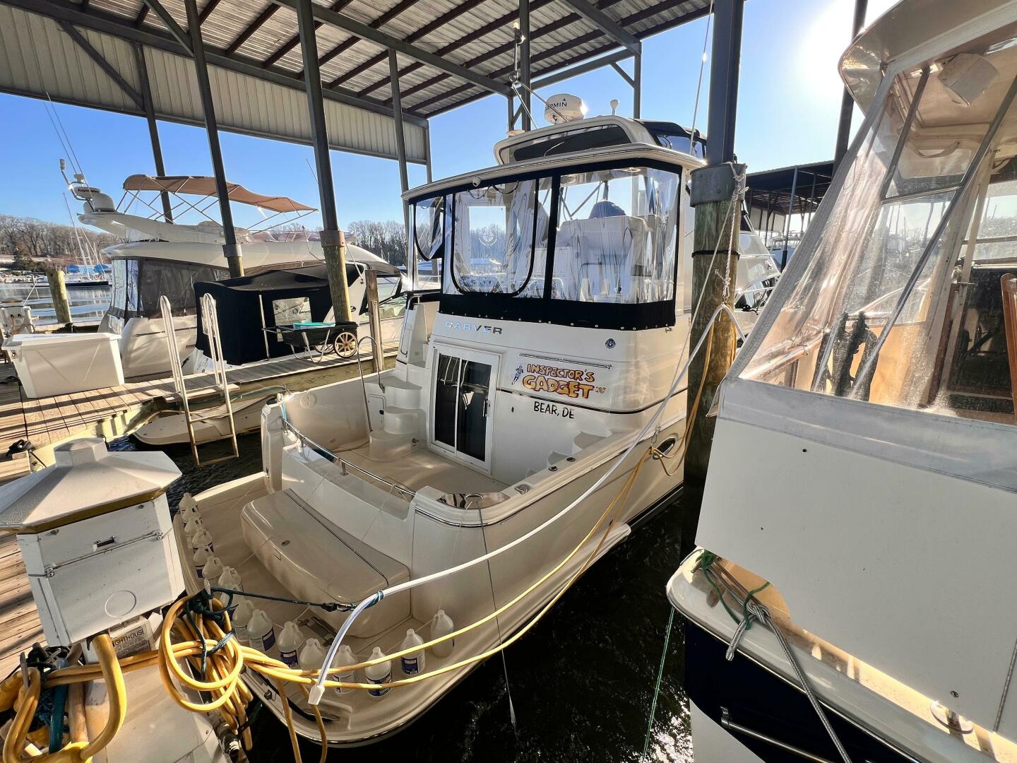 Slide: The Image of Carver 444 Cockpit Motor Yacht 2005 - 4978590