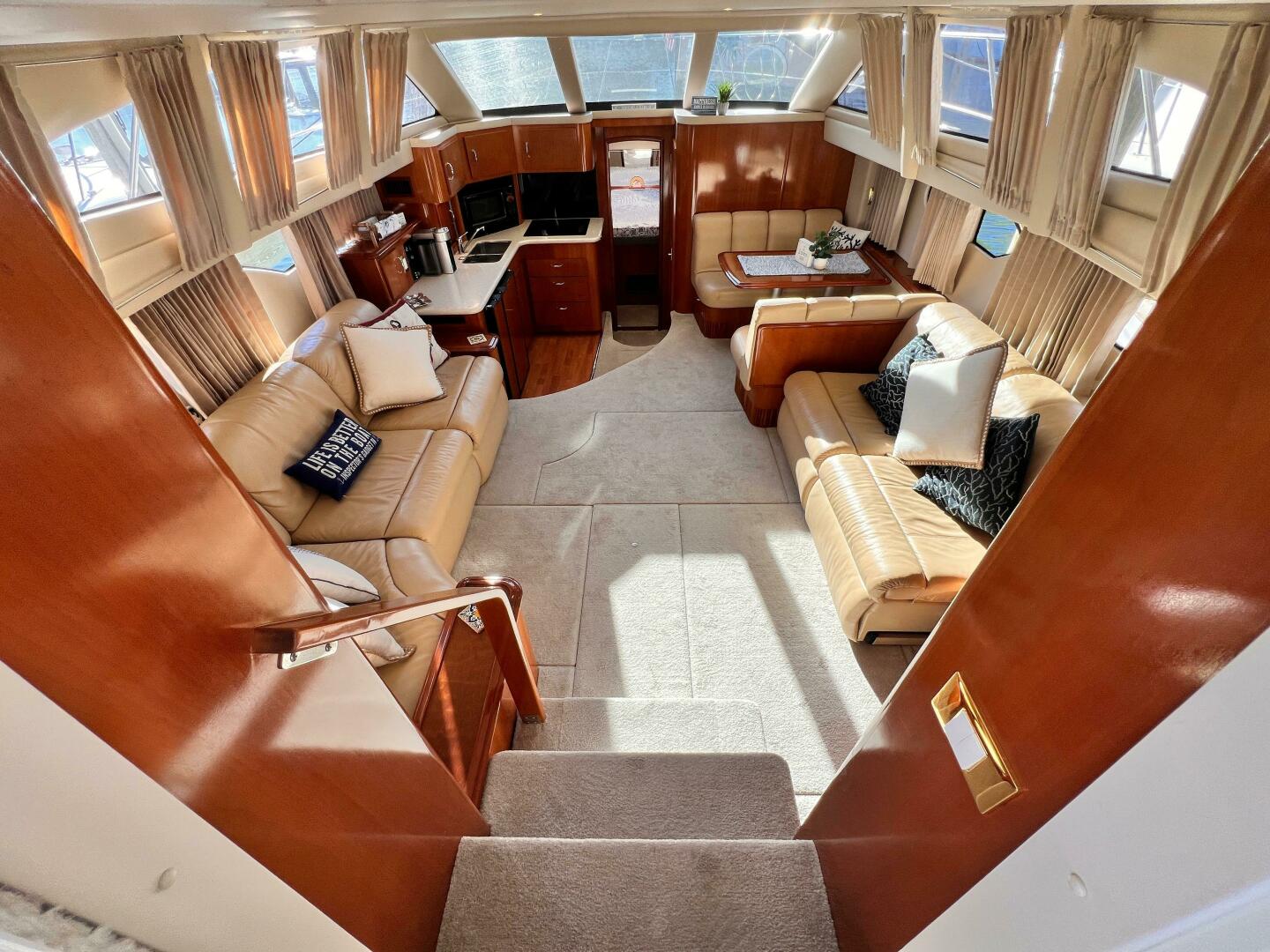 Slide: The Image of Carver 444 Cockpit Motor Yacht 2005 - 4978450