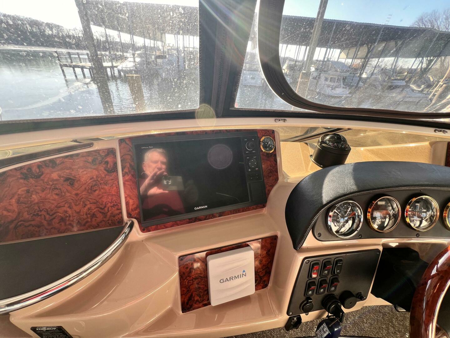 Slide: The Image of Carver 444 Cockpit Motor Yacht 2005 - 4978456
