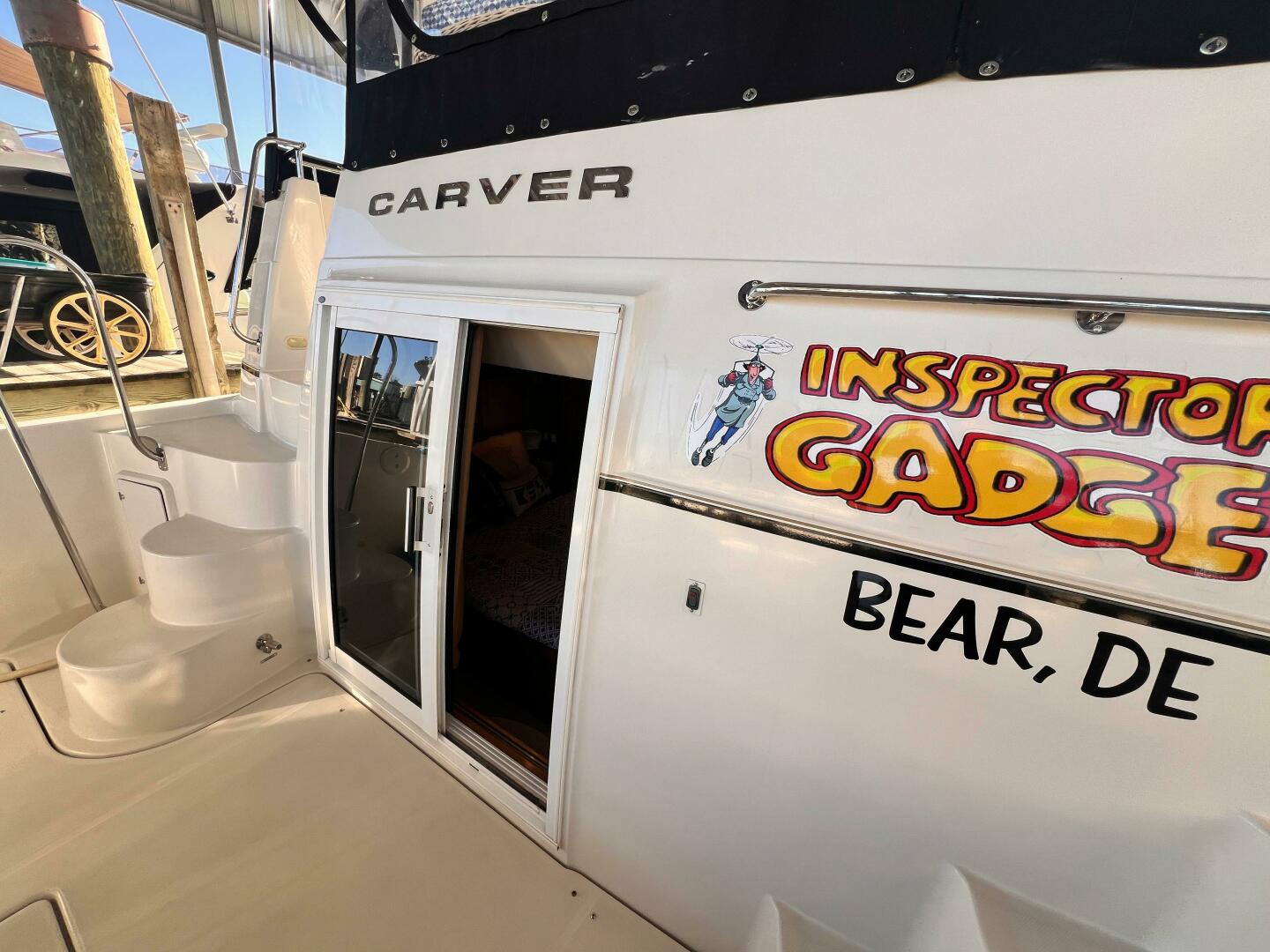 Slide: The Image of Carver 444 Cockpit Motor Yacht 2005 - 4978436